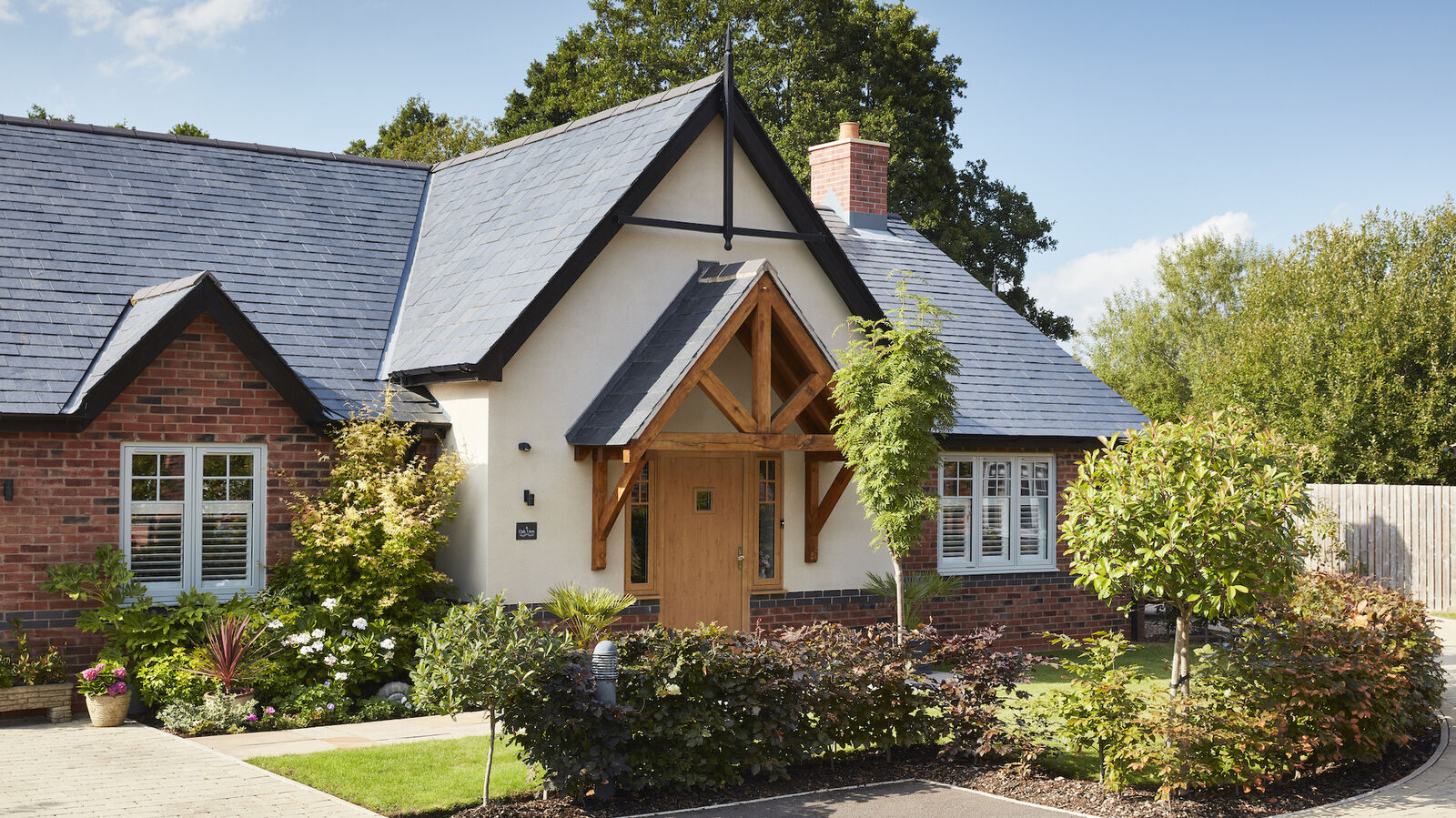 Colwall gardens 52 A7771