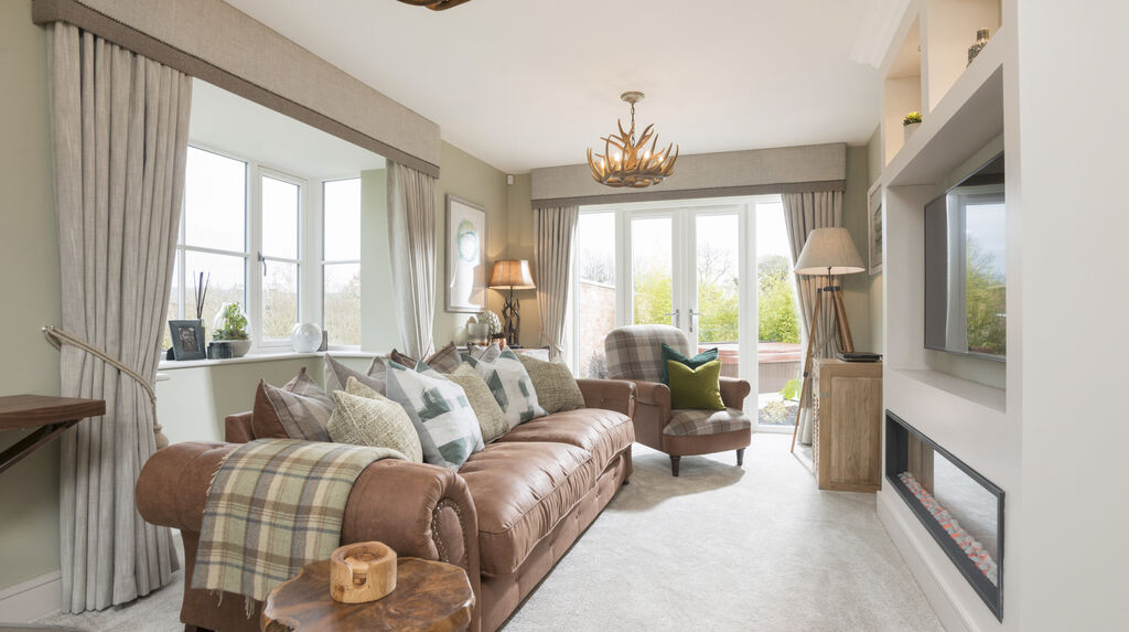 5 Feckenham Gardens 24