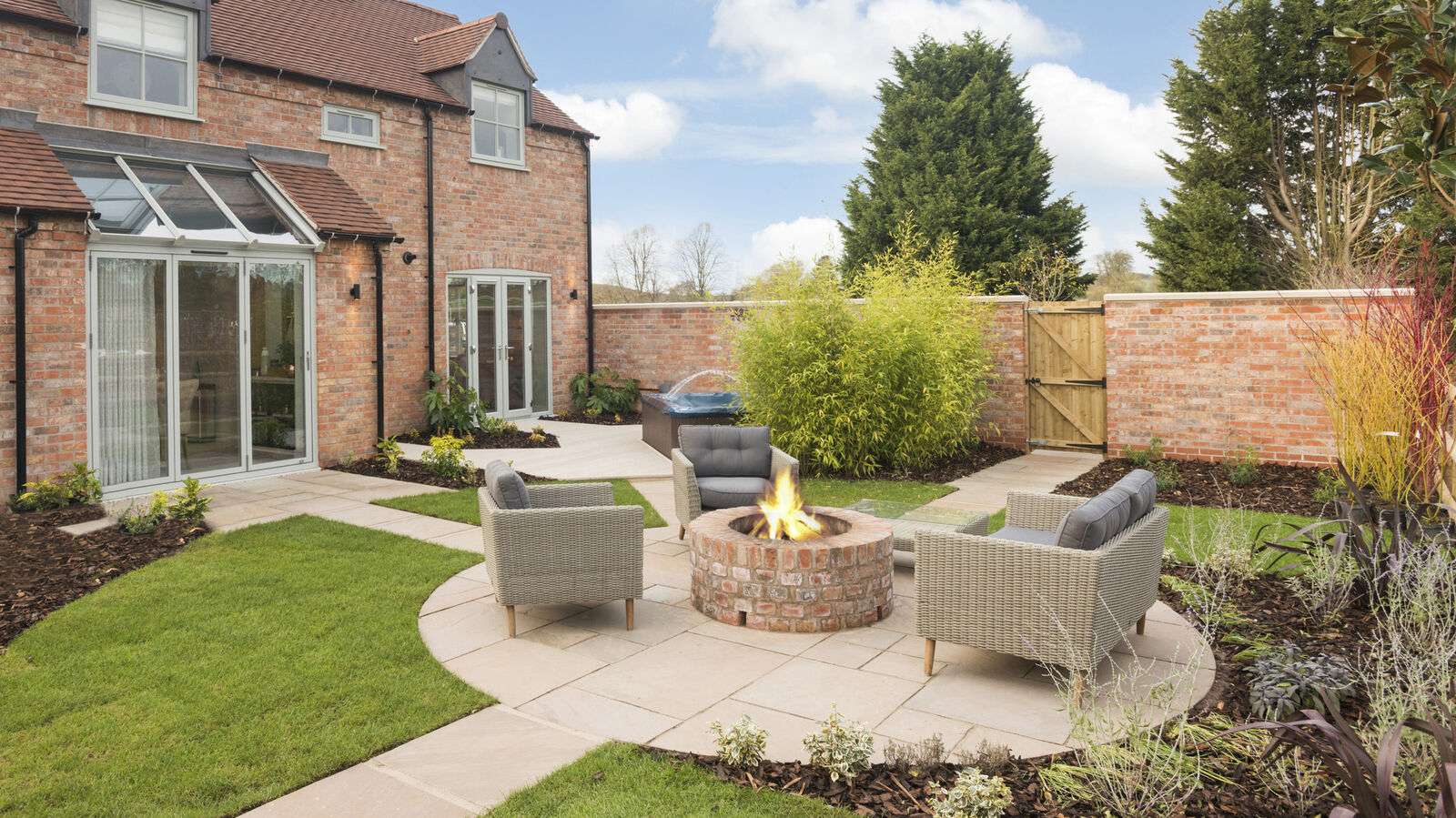 5 Feckenham Gardens 26